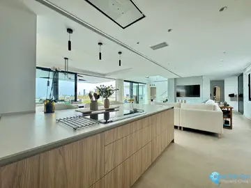 6 bedroom House for Sale in Cancelada-40664