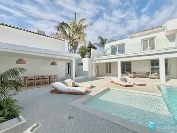 6 bedroom House for Sale in Marbella