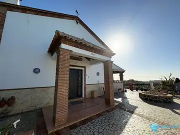 3 bedroom House for Sale in La Cala de Mijas-16696