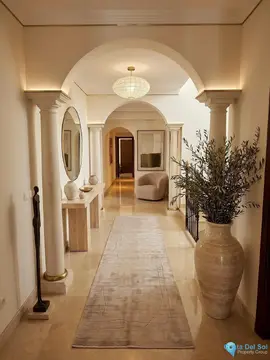 6 bedroom House for Sale in La Mairena-40979