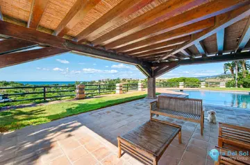6 bedroom House for Sale in Estepona-41122
