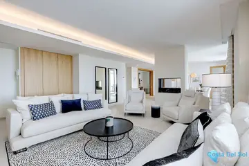 5 bedroom Apartment for Sale in La Quinta