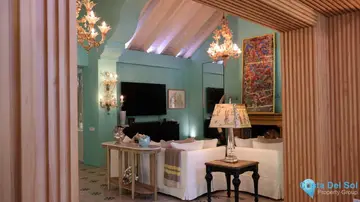 5 bedroom House for Sale in The Golden Mile