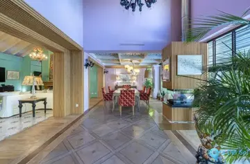 5 bedroom House for Sale in Marbella-41220