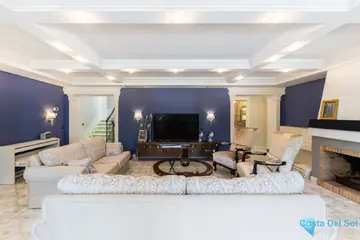 6 bedroom House for Sale in Hacienda Las Chapas-41261