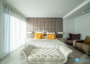 5 bedroom House for Sale in Nueva Andalucía-41276