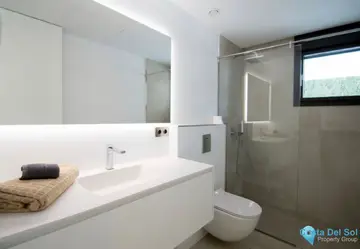 5 bedroom House for Sale in Nueva Andalucía-41368