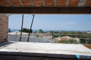 5 bedroom House for Sale in 503 Viviendas-41622
