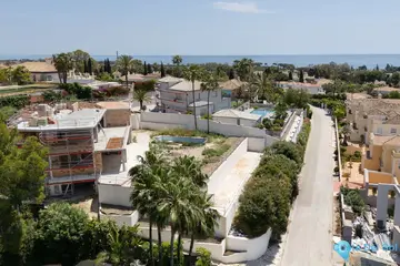 5 bedroom House for Sale in 503 Viviendas-41628
