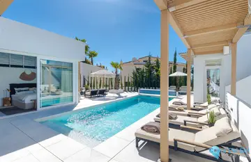 9 bedroom House for Sale in Riviera del Sol-41680