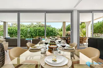 5 bedroom House for Sale in Marbella-41857
