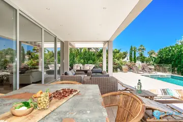 5 bedroom House for Sale in Marbella-41853