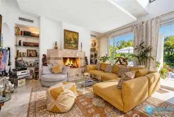 4 bedroom House for Sale in New Golden Mile-41886