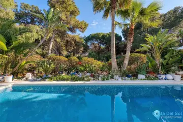 4 bedroom House for Sale in New Golden Mile-41887