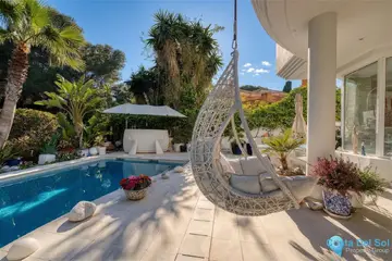 4 bedroom House for Sale in New Golden Mile-41889