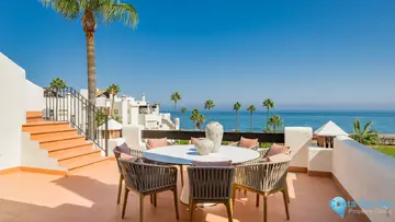 3 bedroom Apartment for Sale in New Golden Mile