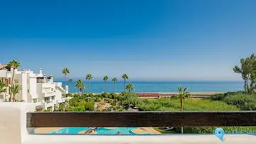 3 bedroom Apartment for Sale in New Golden Mile-42056