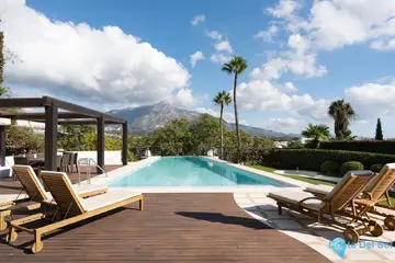 4 bedroom House for Sale in Nueva Andalucía-42067