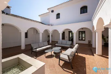 6 bedroom House for Sale in Marbesa-42113