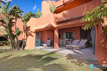 4 bedroom Apartment for Sale in Marbella-42550