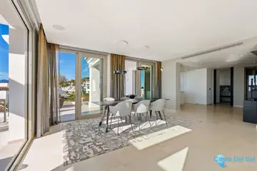 3 bedroom House for Sale in Nueva Andalucía-42613