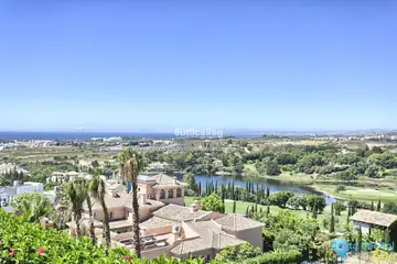 4 bedroom House for Sale in Los Flamingos-42747