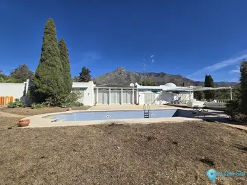6 bedroom House for Sale in Marbella-42764