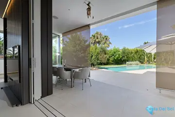 6 bedroom House for Sale in Marbesa-42901