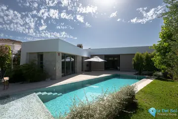 6 bedroom House for Sale in Marbesa-42907