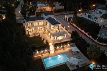 4 bedroom House for Sale in Las Brisas