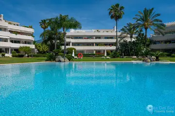 4 bedroom Apartment for Sale in Nueva Andalucía-42964