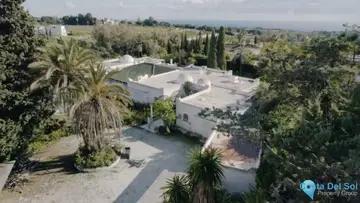 6 bedroom House for Sale in The Golden Mile-43008