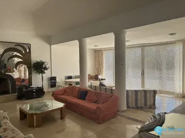 6 bedroom House for Sale in The Golden Mile-43010