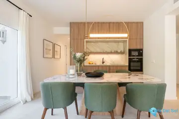 4 bedroom Apartment for Sale in Marbella-43101