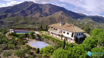 5 bedroom House for Sale in Estepona-43134