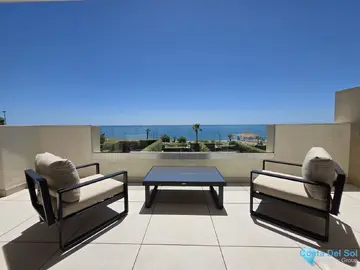 4 bedroom House for Sale in New Golden Mile