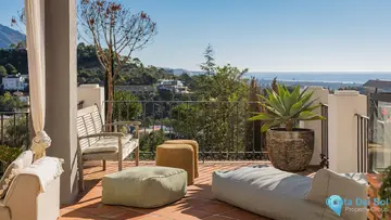 4 bedroom House for Sale in El Madroñal-43197