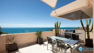6 bedroom Apartment for Sale in Estepona