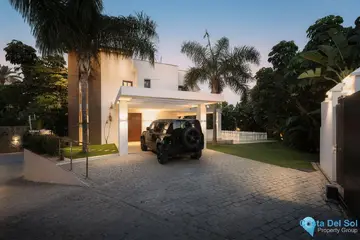 5 bedroom House for Sale in La Quinta-43305