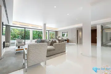 5 bedroom House for Sale in La Quinta-43309
