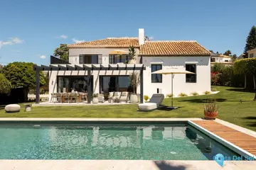 4 bedroom House for Sale in Benahavís