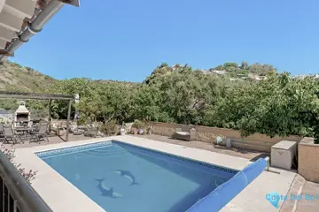 3 bedroom House for Sale in Estepona-81683