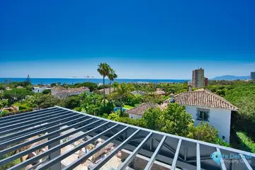 6 bedroom House for Sale in Marbesa