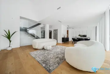 6 bedroom House for Sale in Marbesa-43746