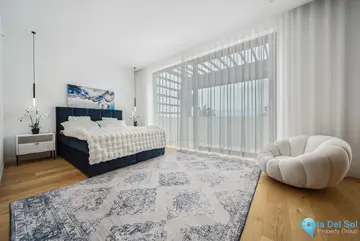 6 bedroom House for Sale in Marbesa-43751
