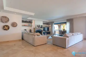 5 bedroom House for Sale in La Cala de Mijas-43866