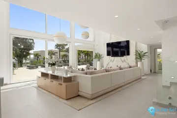 4 bedroom House for Sale in La Mairena-43909
