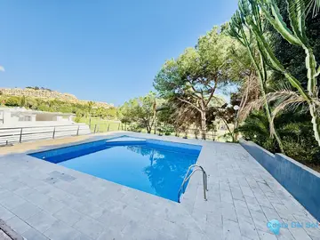 3 bedroom House for Sale in Benalmadena-17024