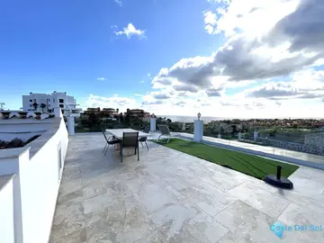 7 bedroom House for Sale in Mijas Costa-44017