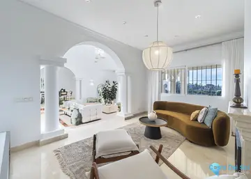 7 bedroom House for Sale in Nueva Andalucía-44240